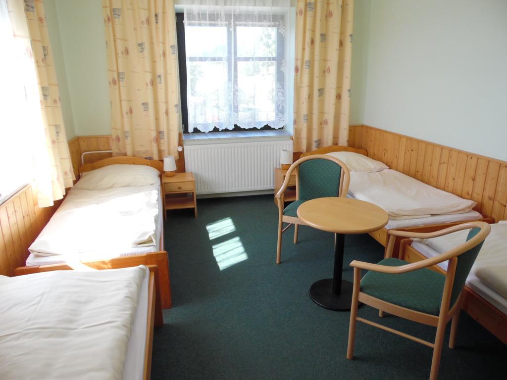 Penzion Velke Darko Skrdlovice Zimmer foto